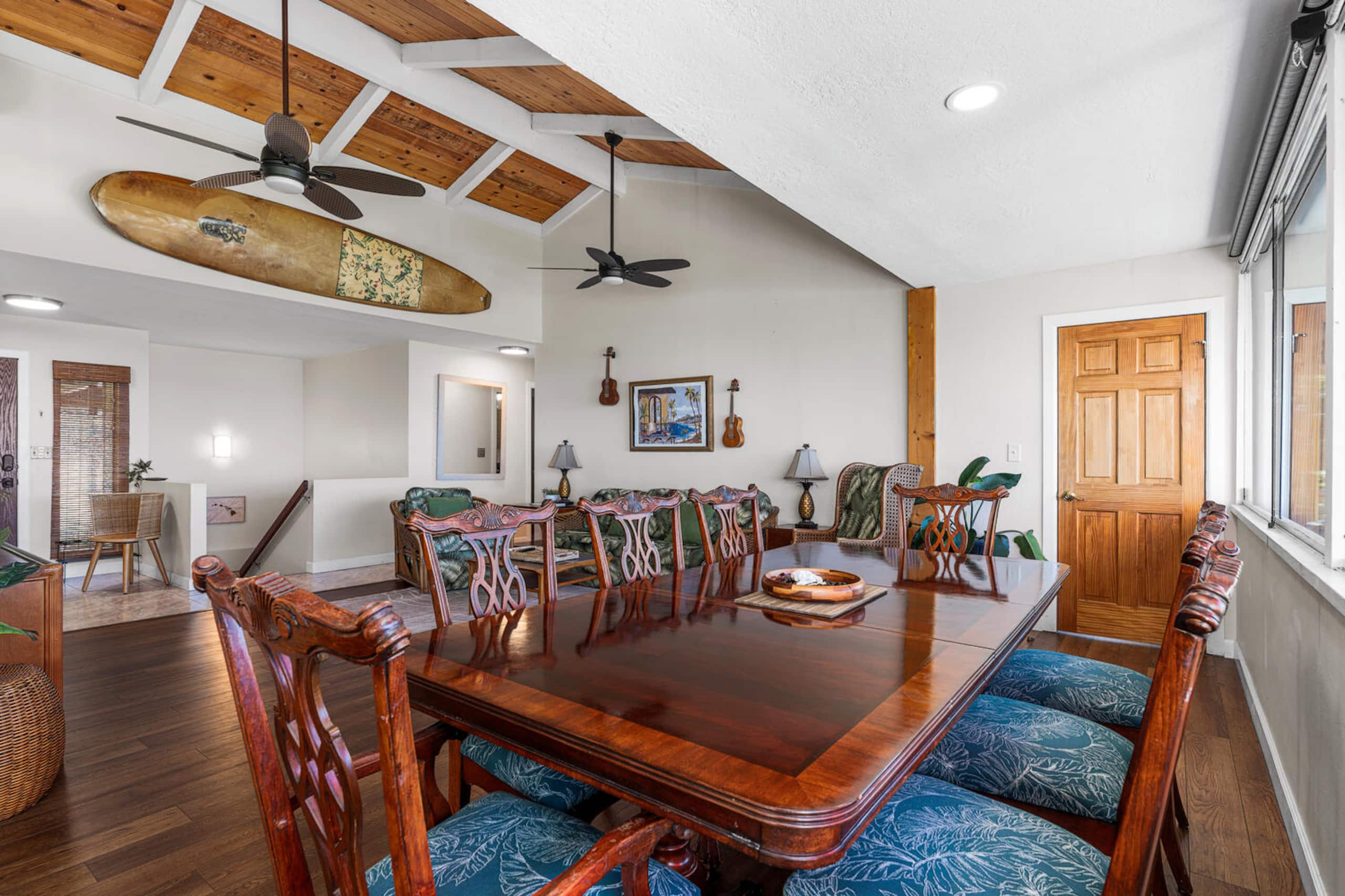 Home in Kailua-Kona · ★4.94 · 4 bedrooms · 5 beds · 3 baths - Image 7