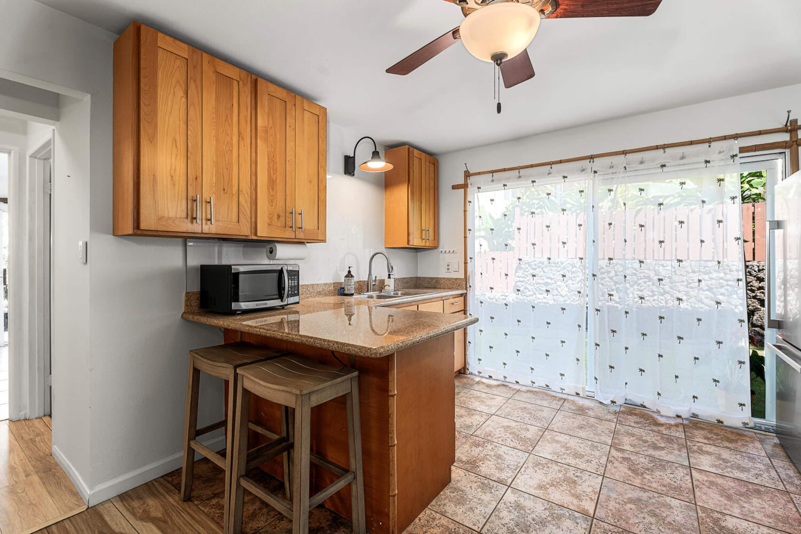 Home in Kailua-Kona · ★4.94 · 4 bedrooms · 5 beds · 3 baths - Image 13