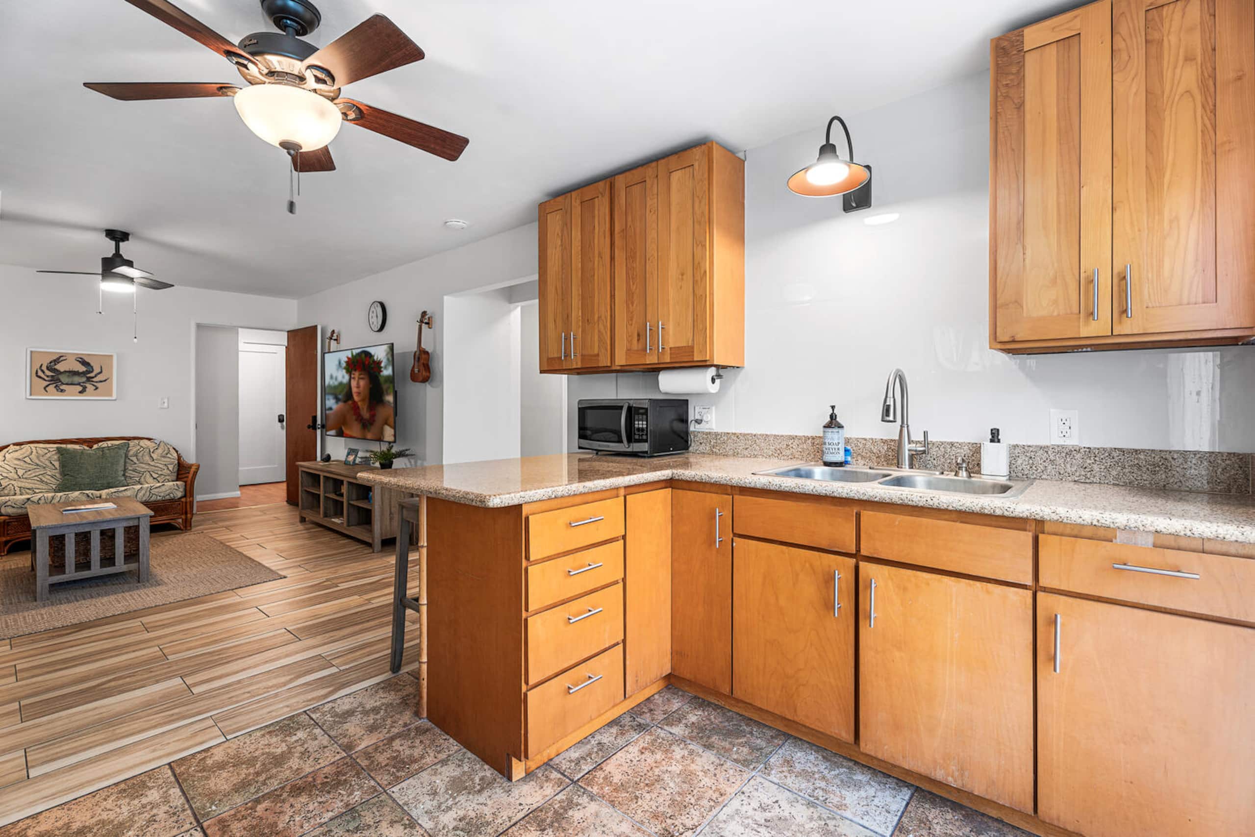 Home in Kailua-Kona · ★4.94 · 4 bedrooms · 5 beds · 3 baths - Image 20