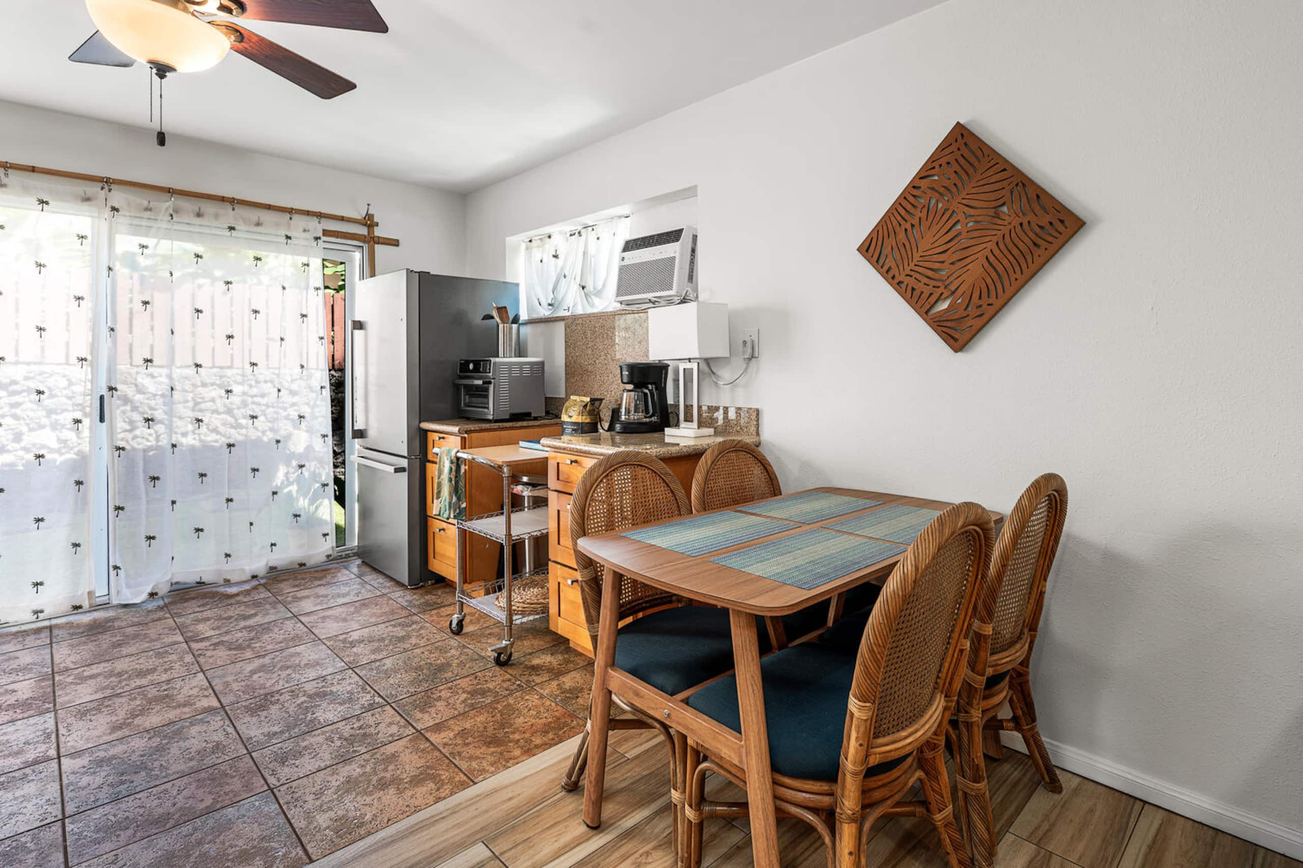 Home in Kailua-Kona · ★4.94 · 4 bedrooms · 5 beds · 3 baths - Image 21