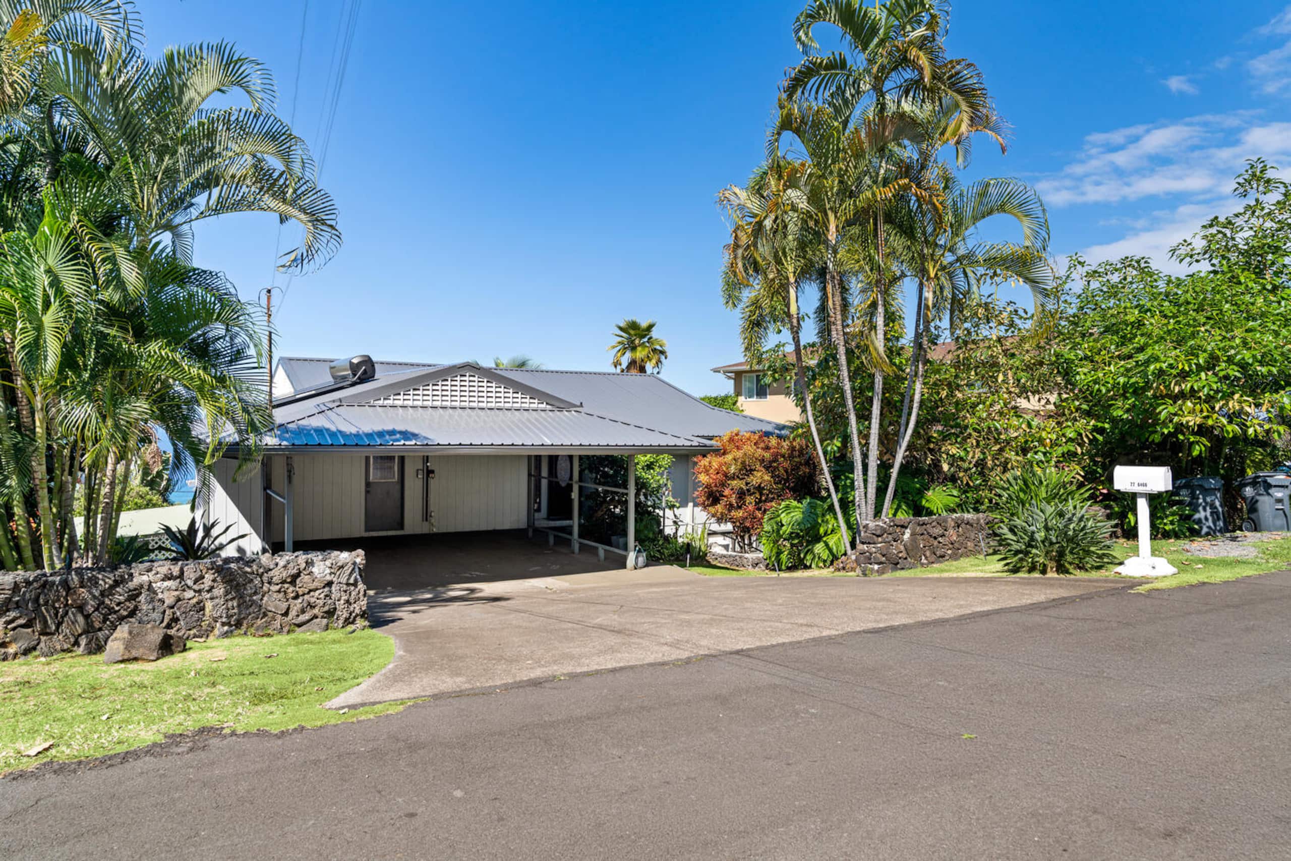 Home in Kailua-Kona · ★4.94 · 4 bedrooms · 5 beds · 3 baths - Image 60