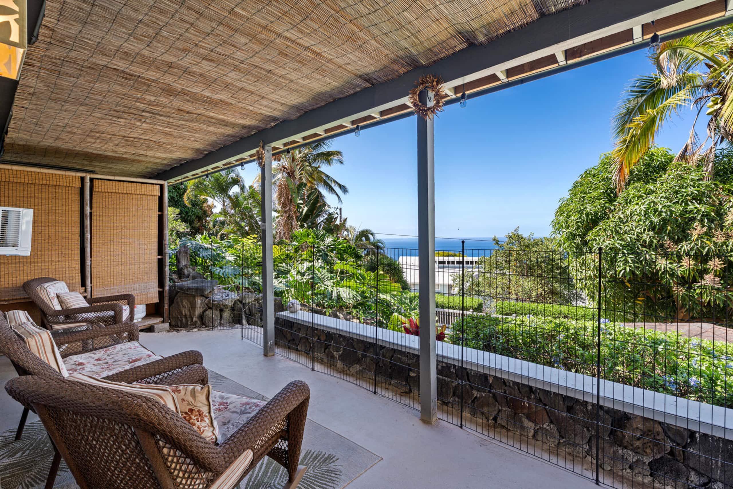 Home in Kailua-Kona · ★4.94 · 4 bedrooms · 5 beds · 3 baths - Image 39