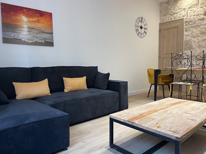 Spacious 3 Bedrooms To Port Of Nice - 니스
