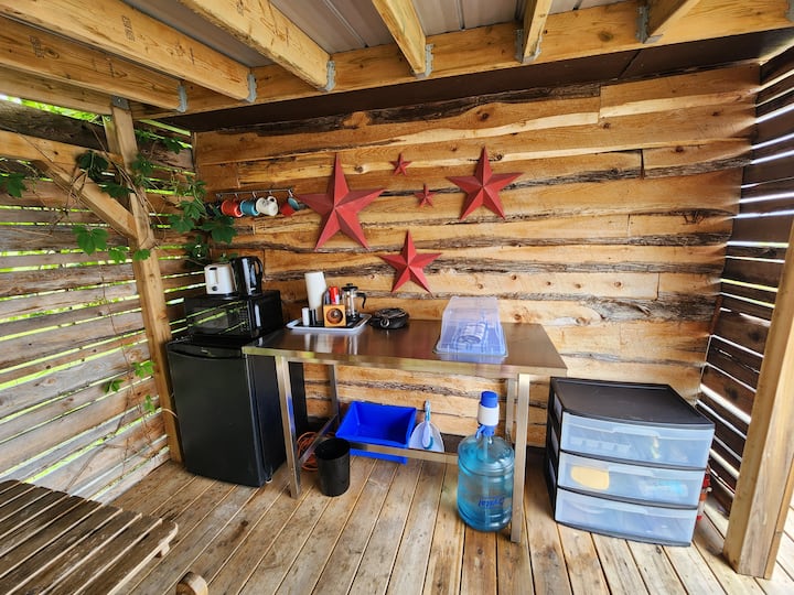 Waterfront Glamping-strawberry Channel Manitoulin - Ontario
