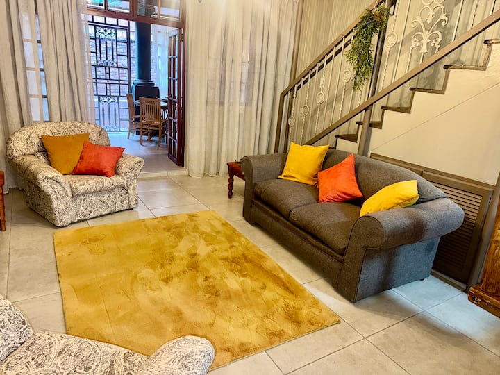 Homely, Affordable Duplex Apartment - Pretoria