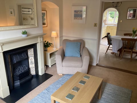 Successful Airbnb property: No. 10 Powlett Road- 2 bedroom house, Central Bath in Bath And North East Somerset