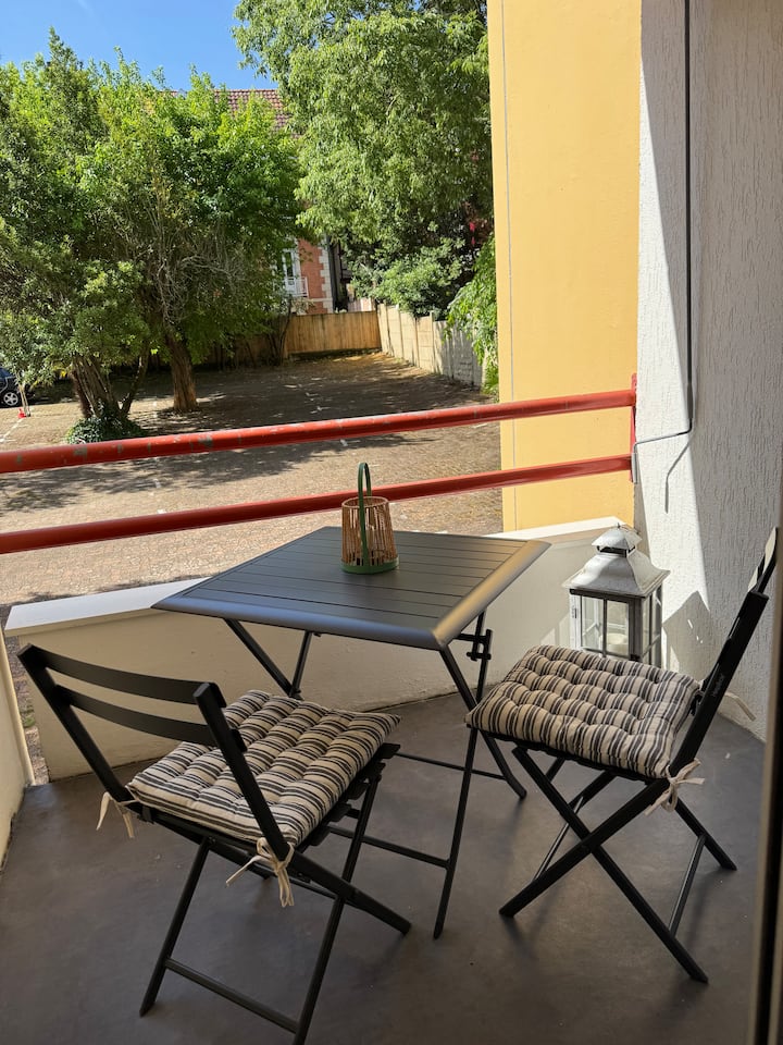 Studio, Boulevard De L'océan, à 50 M De La Plage - France