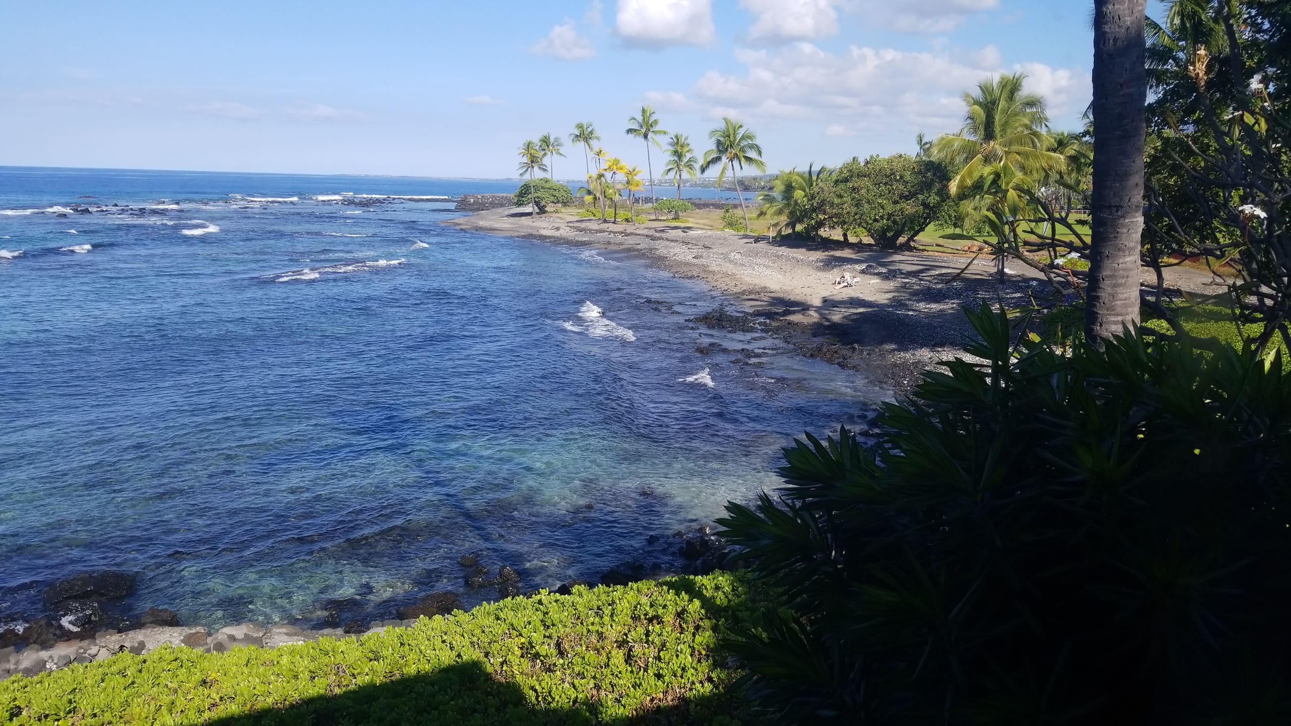 Condo in Kailua-Kona · ★4.86 · 2 bedrooms · 4 beds · 2 baths - Image 1