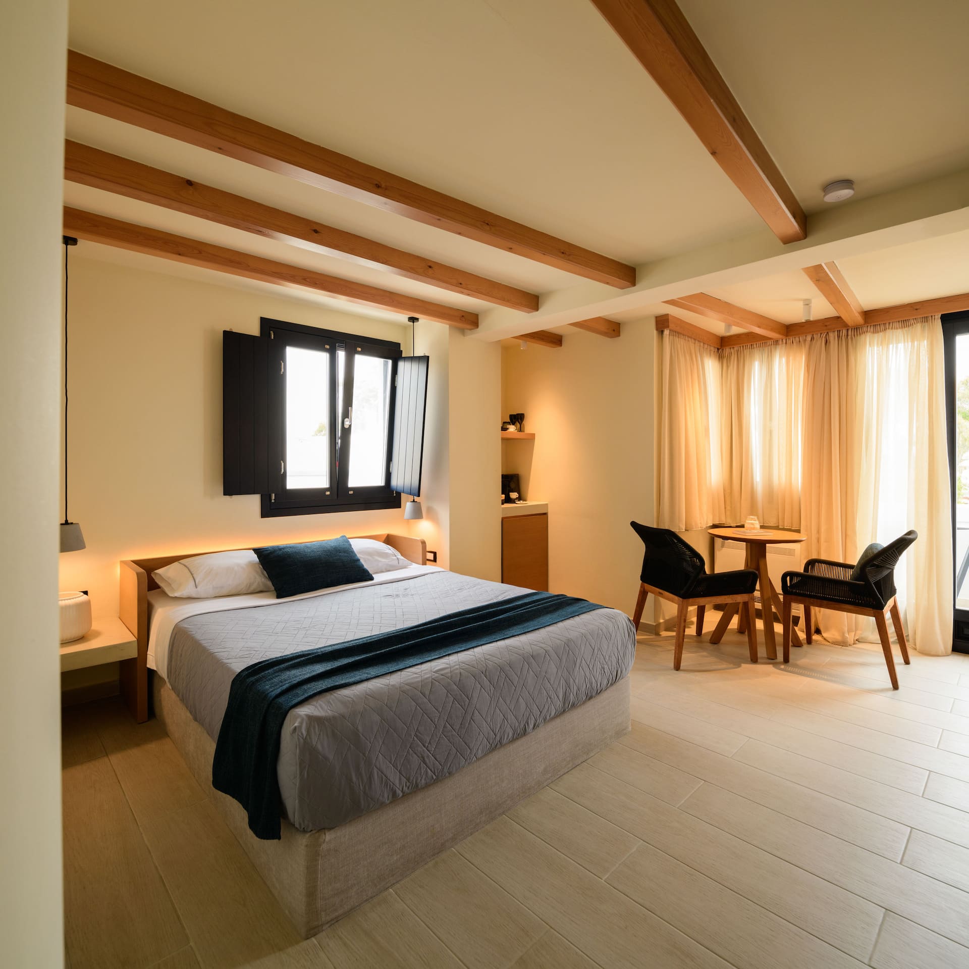 Candele suite with heated jacuzzi