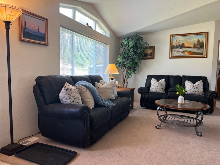 3b2b In Goldendale - Goldendale, WA