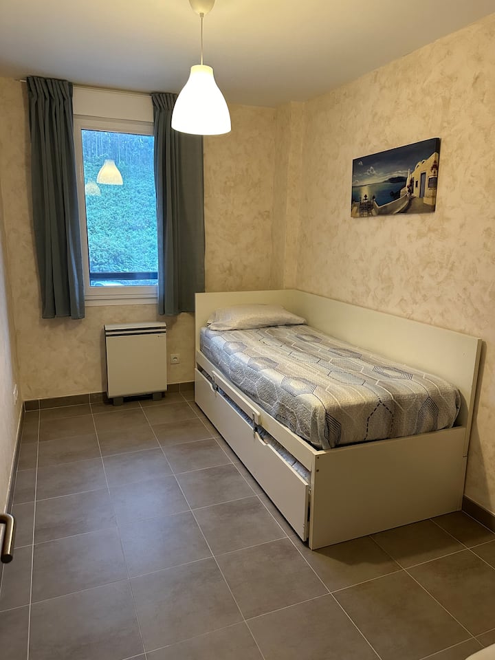 საძინებელი 2