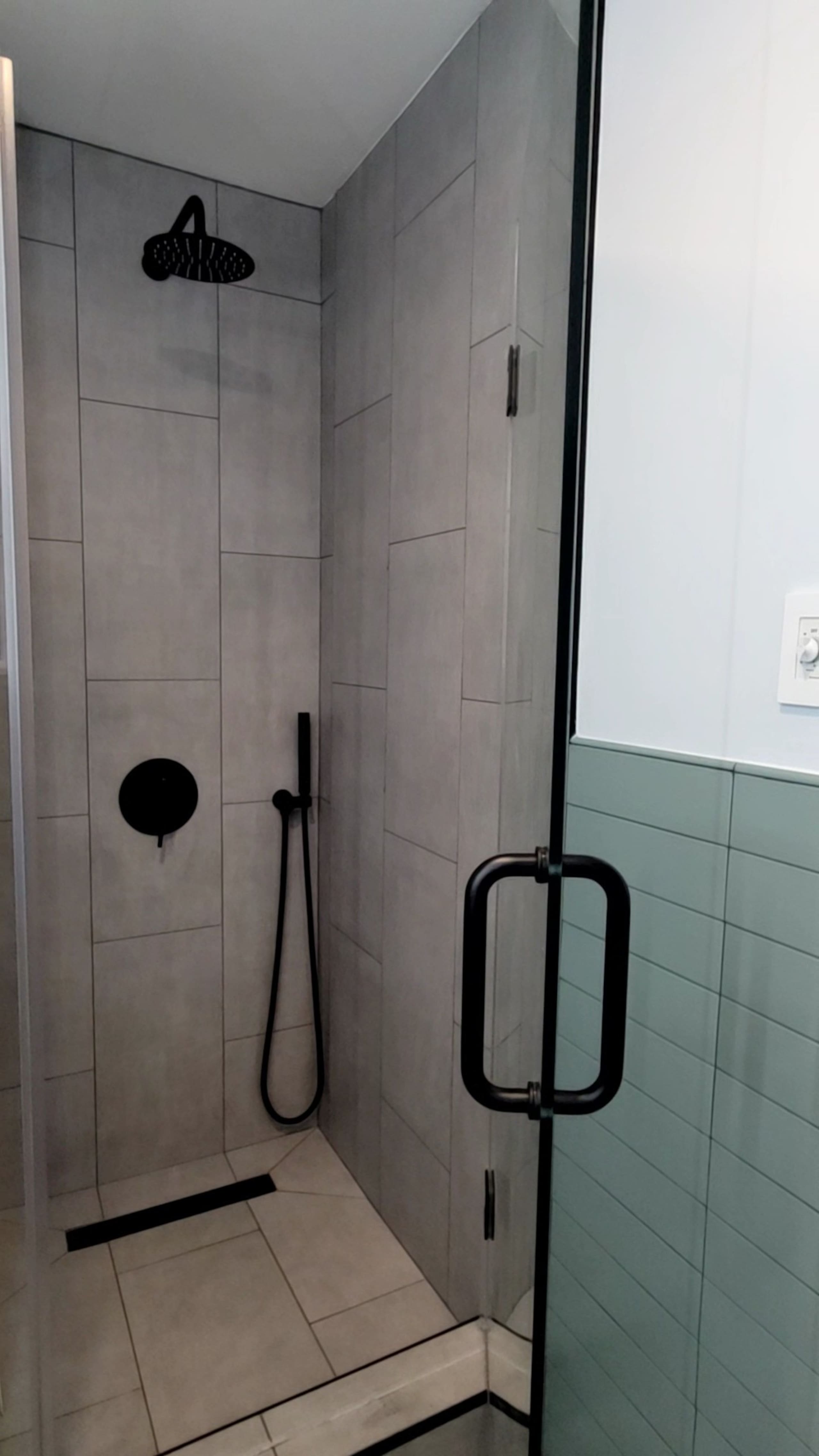 Home in San Francisco · ★4.92 · 1 bedroom · 3 beds · 1 bath - Image 27