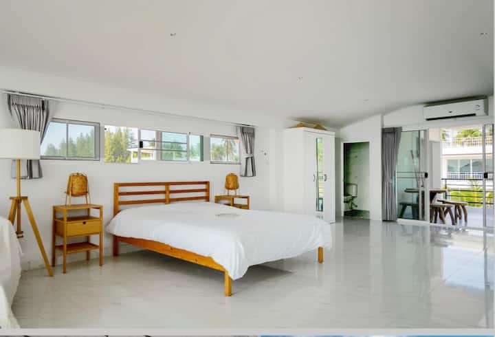 Surin Dreambeach Panorama (B1) - Thap Sakae