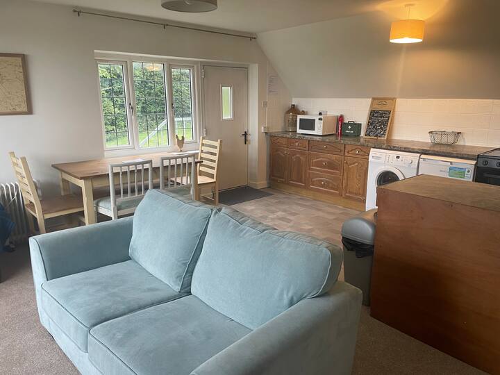 Beautiful Apartment On The Edge Of The Peaks - Staffordshire