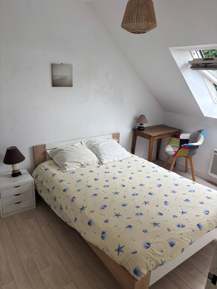 საწოლი ახალია და 2025 წლის აგვისტოში შეიცვალა