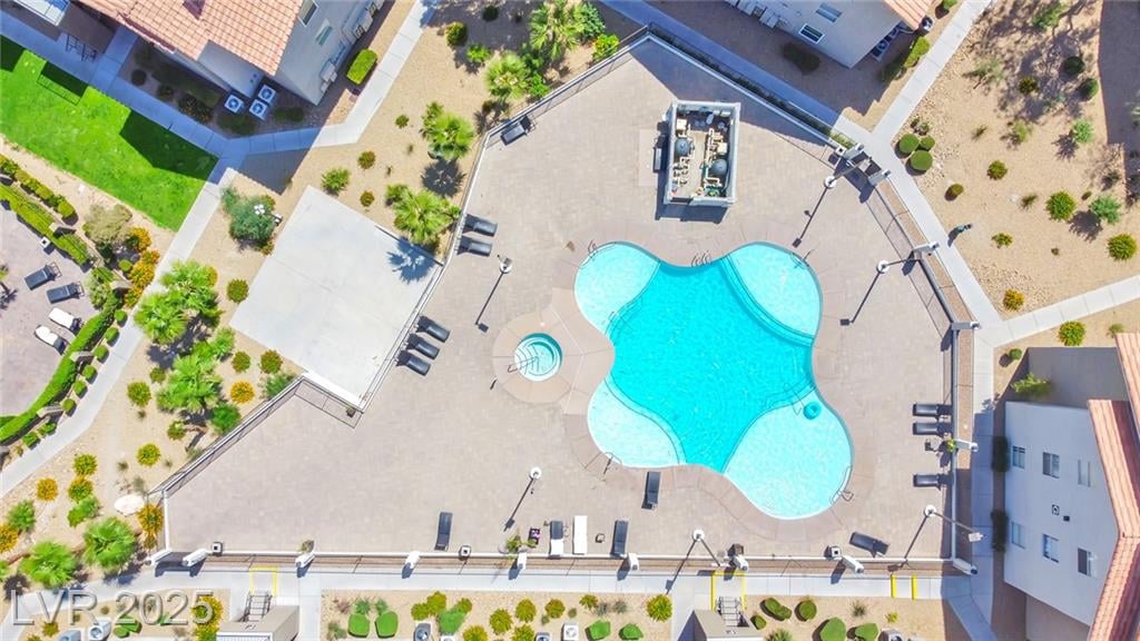 Beautiful Luxury Condo Near The Strip