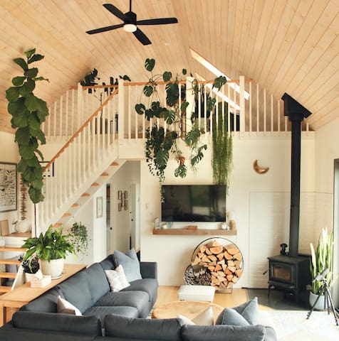 The Jordan River Family House – OceanView & HotTub