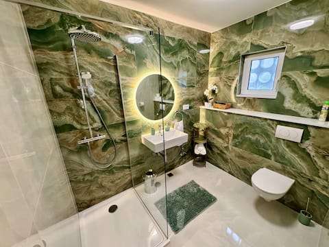 Studio apartment-TEA(2 +1diesto 14 years, no pets)