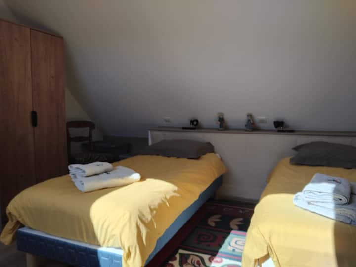 საძინებელი 2