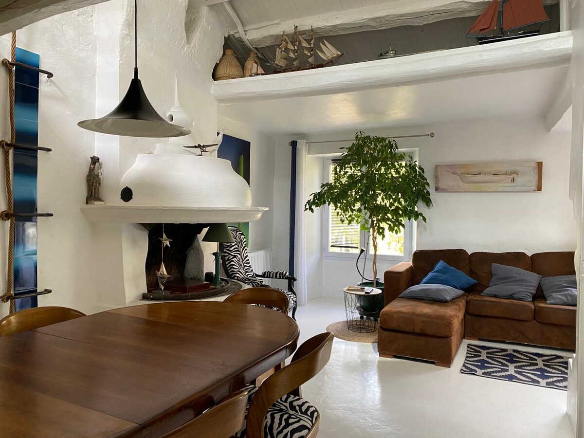 Successful Airbnb property: Between land and sea - Cozy loft in the heart of Millau in Millau