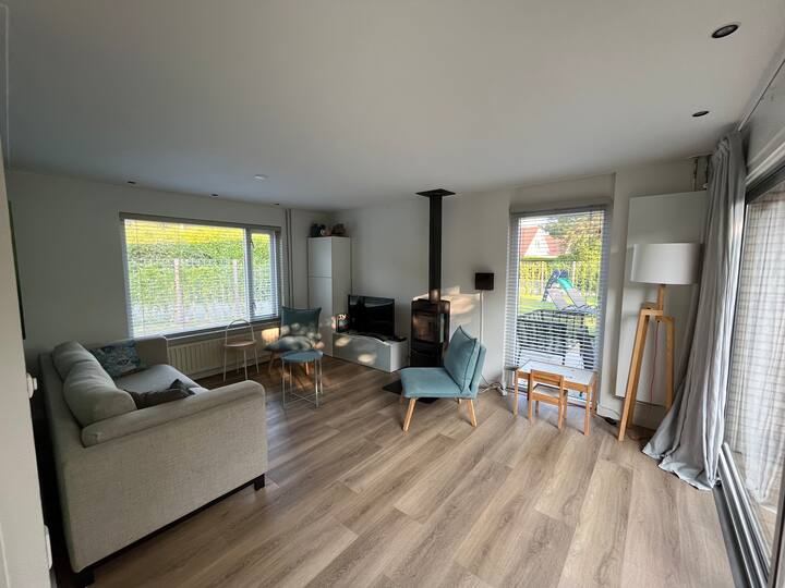 Huis Bij Strand Met Zonnige Tuin (Gerenoveerd!) - Ouddorp