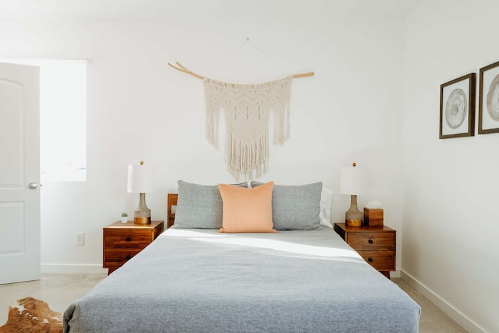 غرفة النوم 2