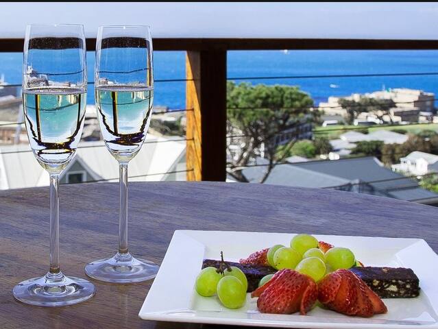 Mariner Guesthouse & Villa gallery image 4