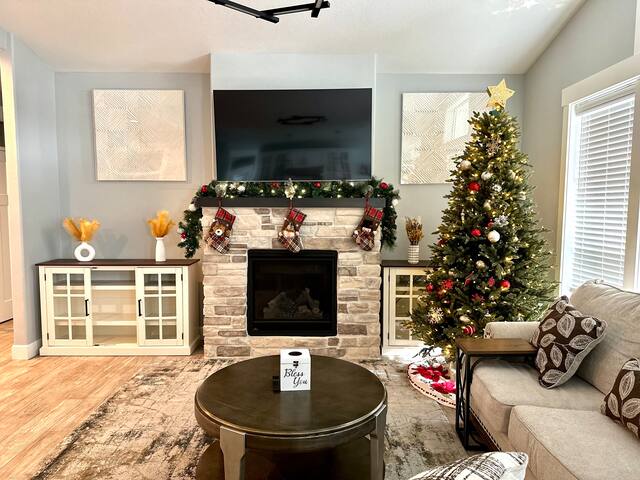 House in West Salem gallery image 2