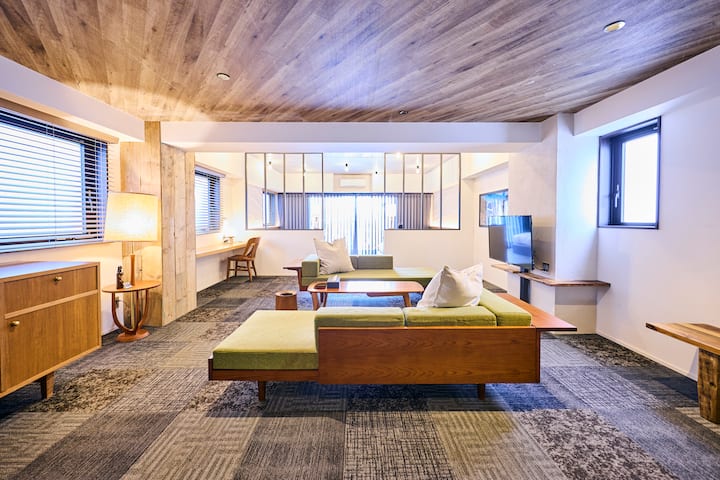 Executive Room 56㎡｜2クイーン＋2ソファベッド｜新宿まで20分 