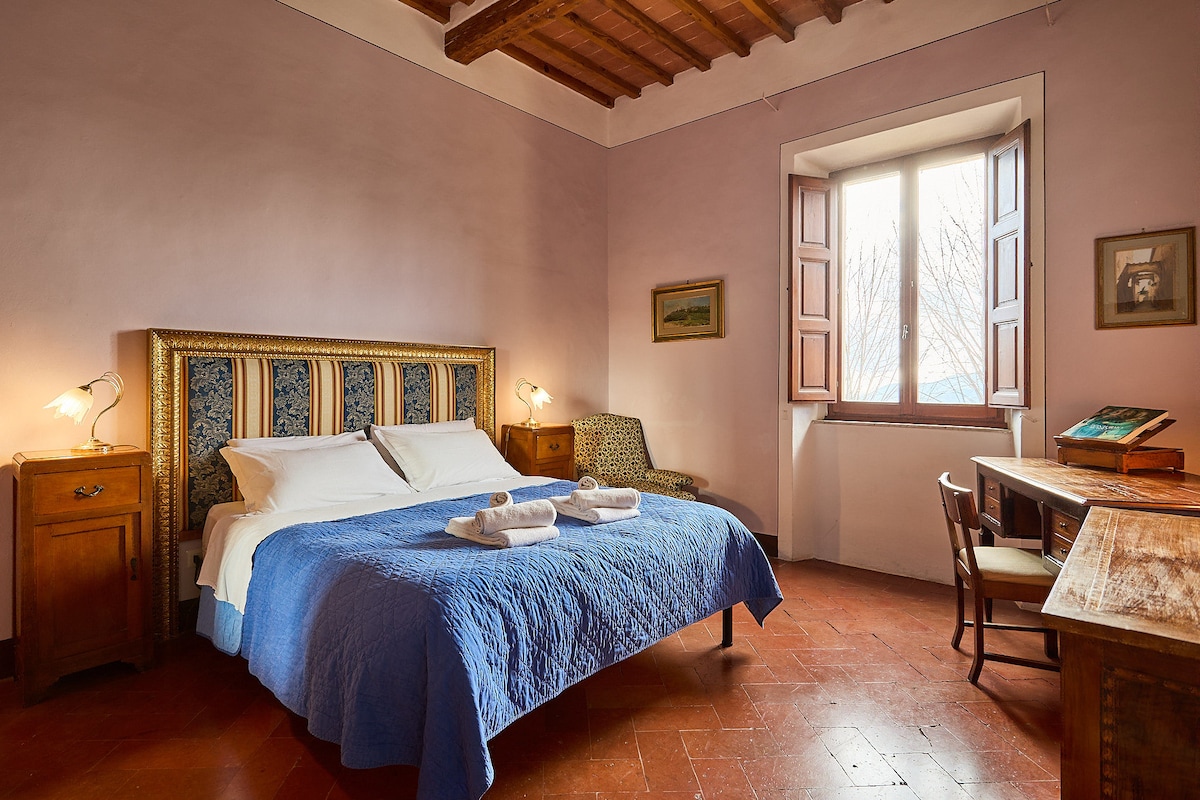 Annuncio Airbnb popolare: Stuart Residence - Ann Kemp apartment a Montepulciano