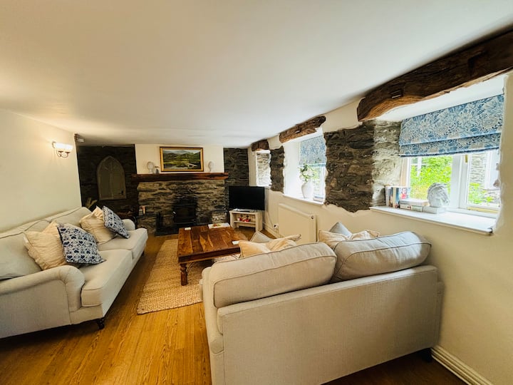 Cottage By The River - Wales