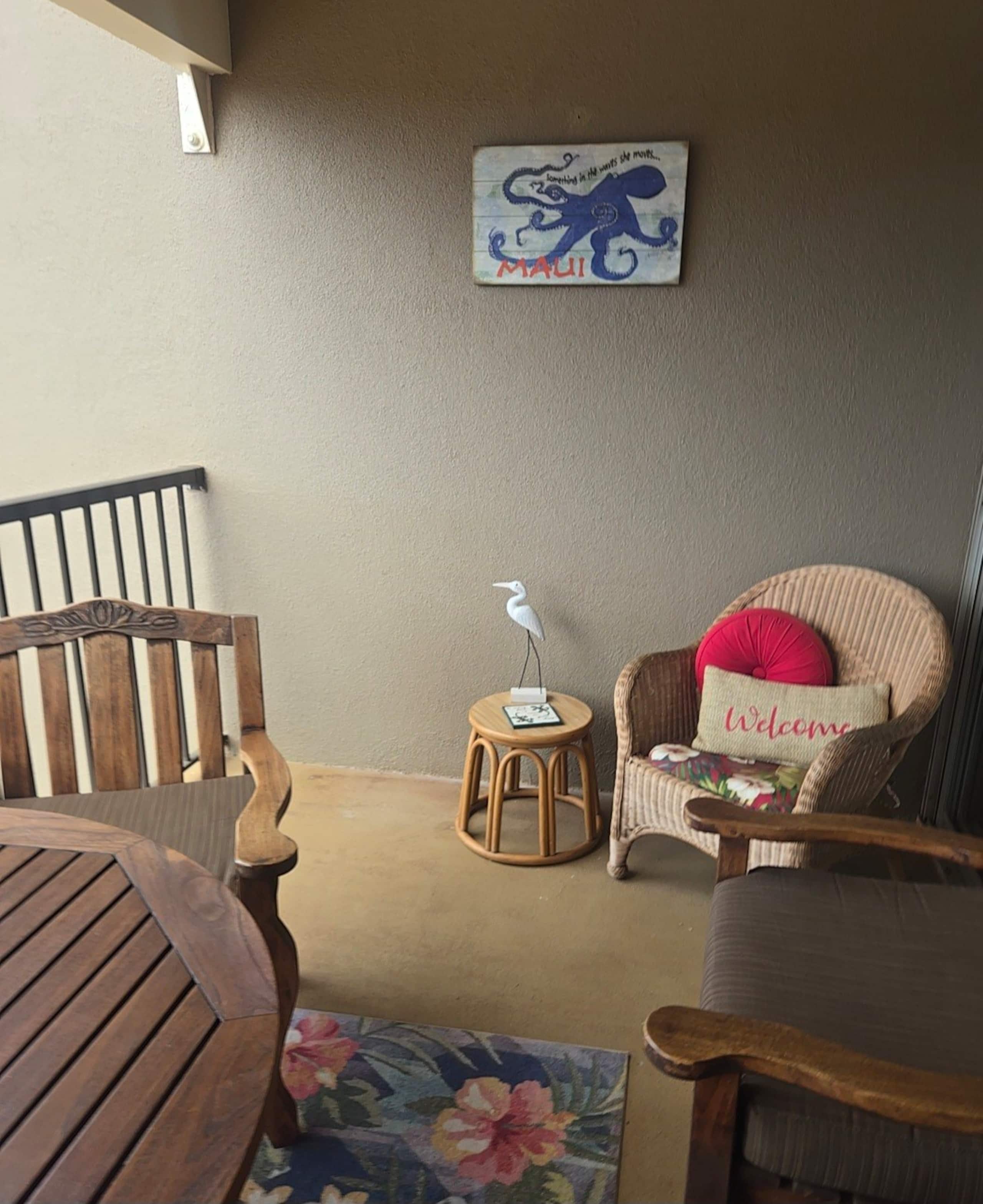 Condo in Lahaina · ★4.96 · 1 bedroom · 2 beds · 1 private bath - Image 11