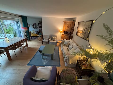 Unexpected Winter Promo Maison Paris La Défense