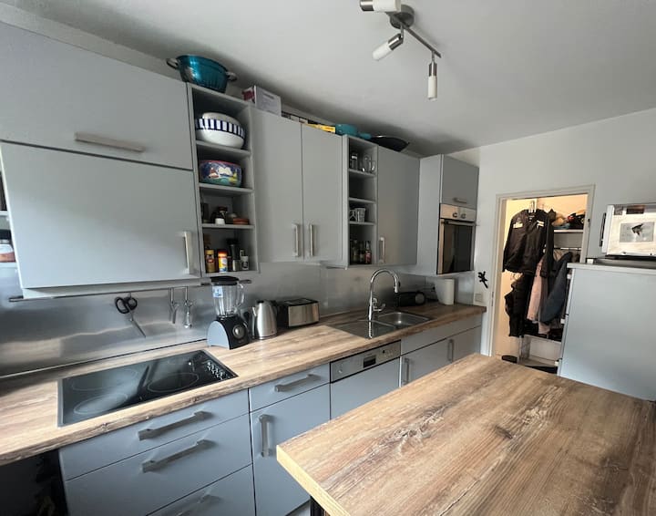 1 Zimmer, Küche, Bad In Bester Lage Saarbrückens - Sarrebruck
