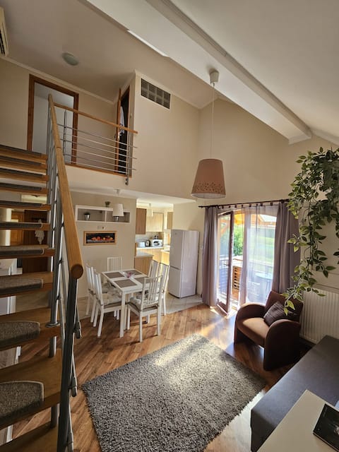 Pleasant environment close to the castle!
