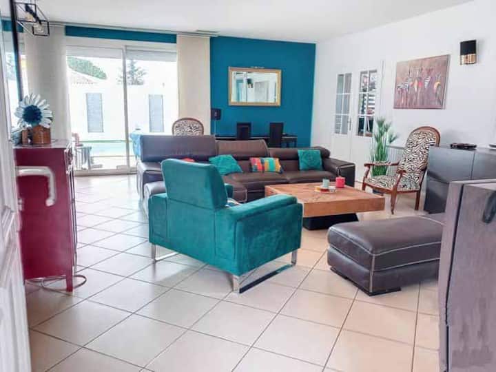 Villa Avec Piscine 
34800 Canet 
Herault - Clermont-l'Hérault