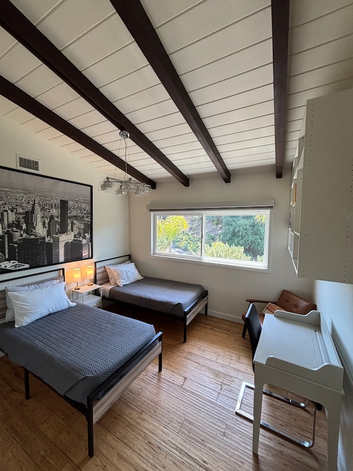 საძინებელი 3