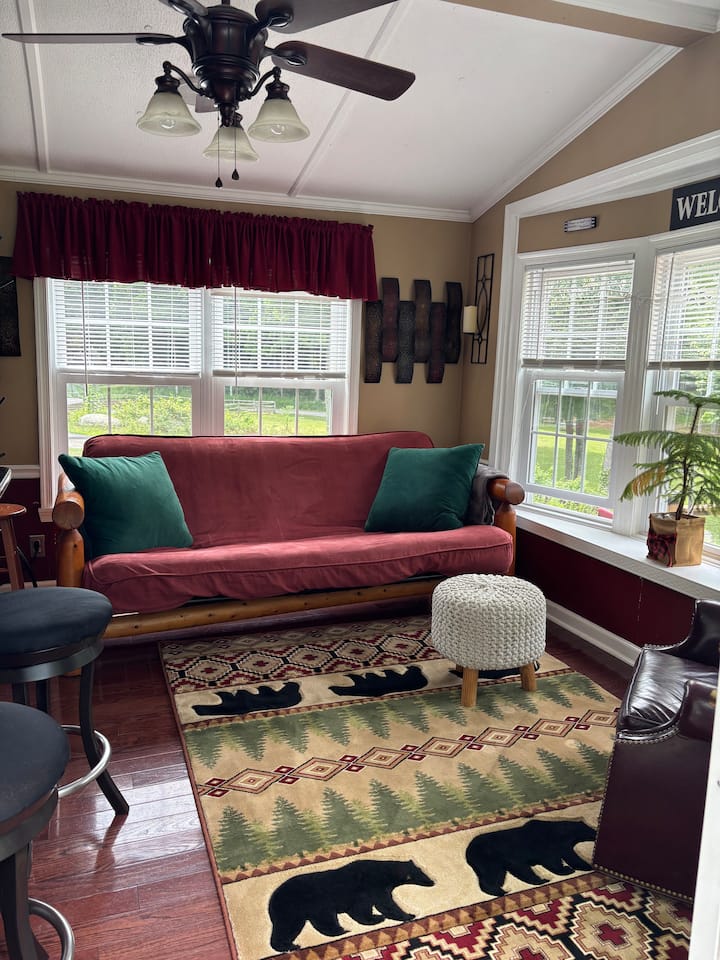 Secluded Overlook Cottage Near West Point - Bear Mountain, NY