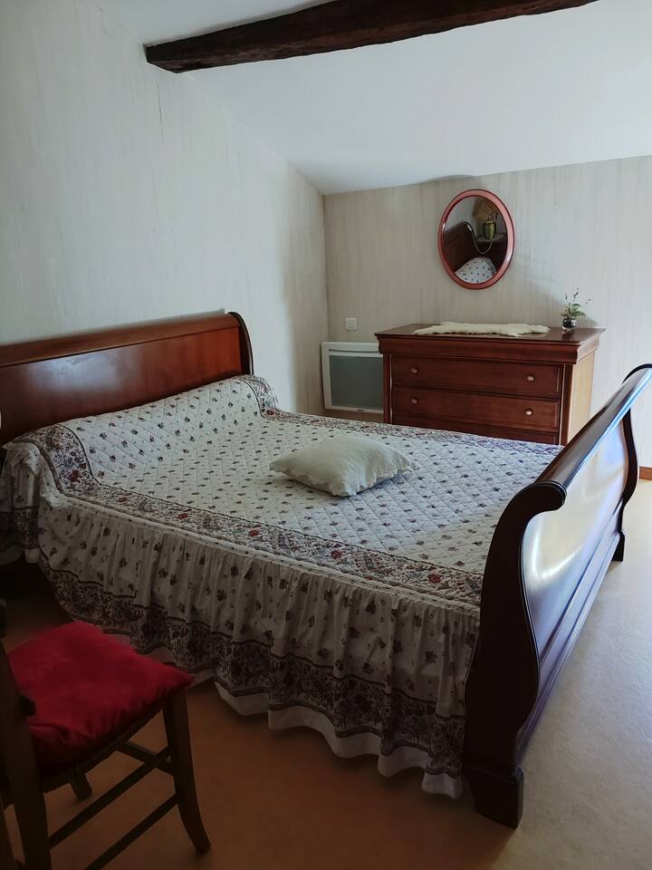 Спалня 2