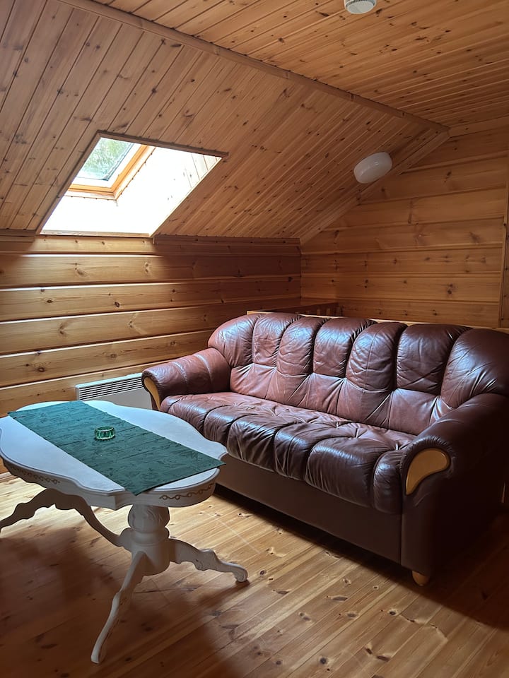 მისაღები ოთახი 2