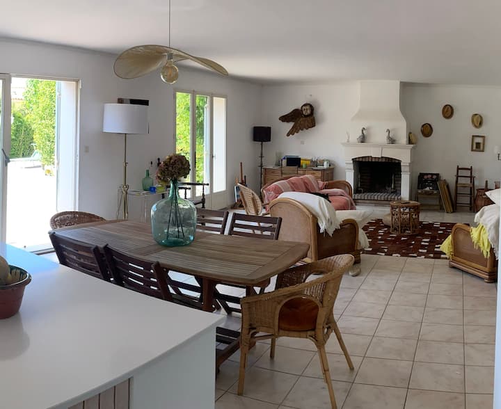 Villa Avec Piscine à 2 Mn La Plage, 15 Mn Sanary - Bandol