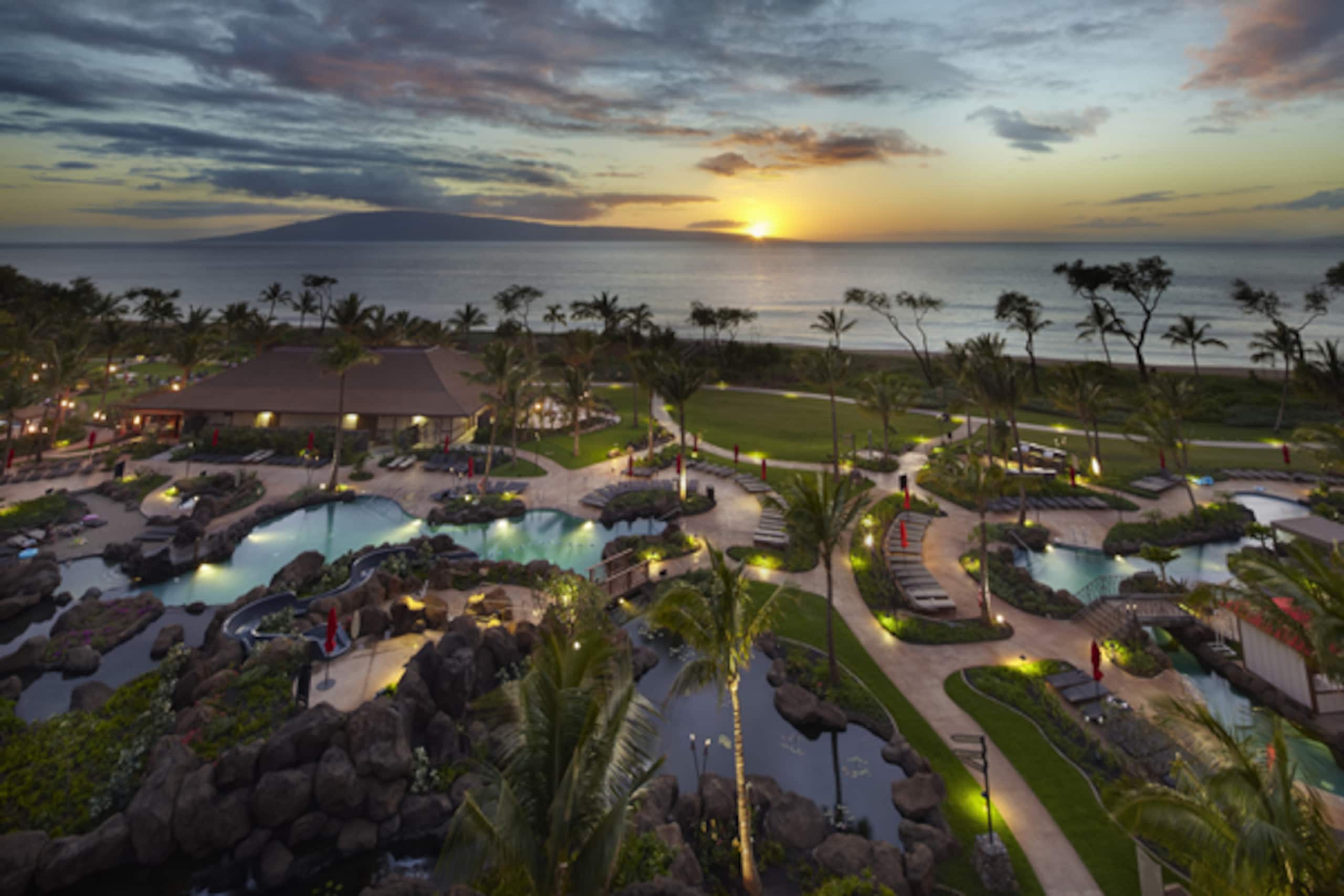 Condo in Lahaina · ★4.91 · 1 bedroom · 2 beds · 1 bath - Image 35