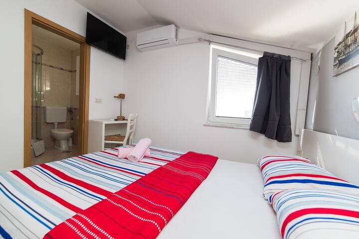 Chumba cha kulala 10