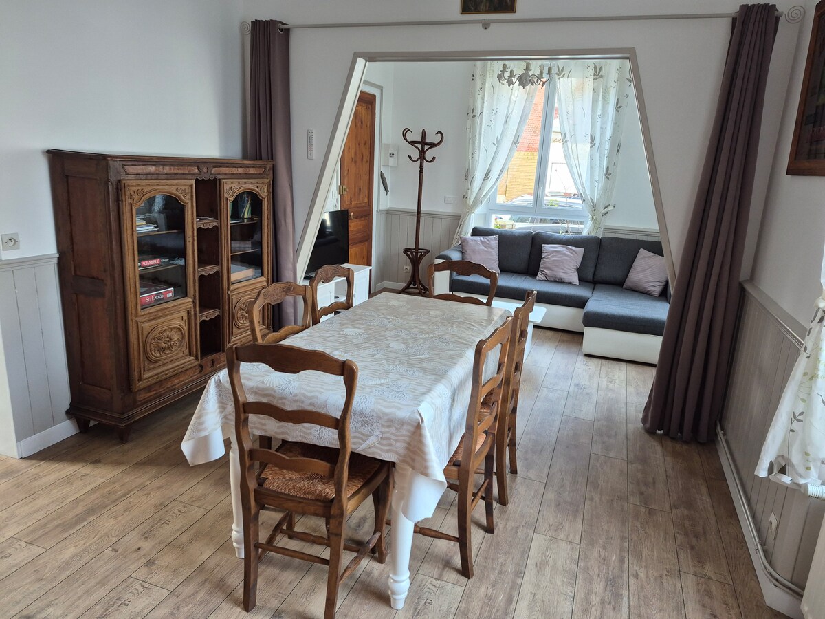 Propriété Airbnb réussie: Berck-Plage 2-bedroom apartment with veranda and garden à Berck