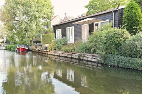 'Achter de Turf' new waterfront home