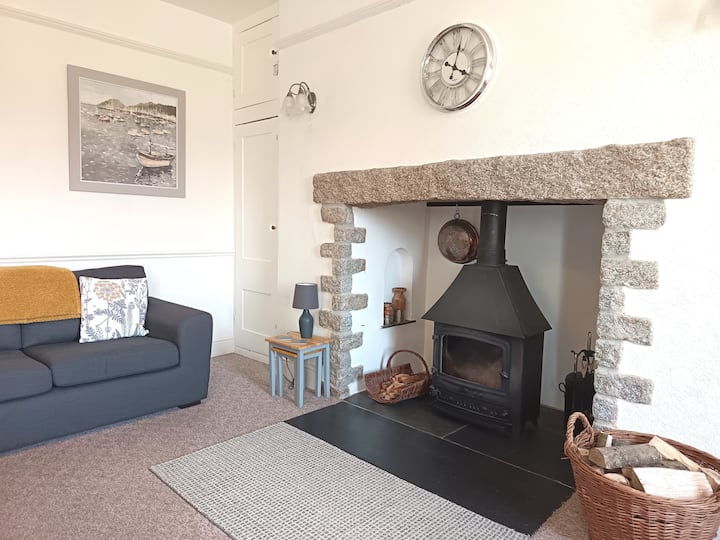 Traditional Farmhouse Charm In Cornwall - Cornouailles