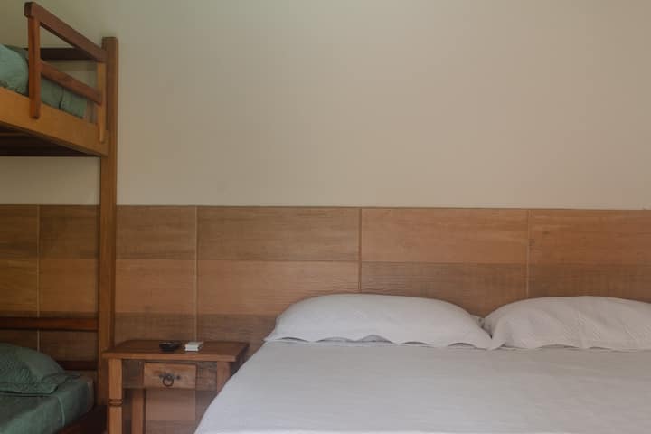 საძინებელი 5