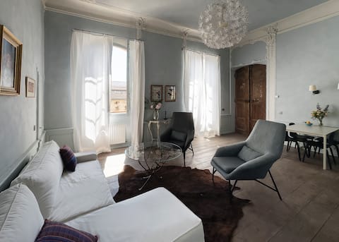 Annonce Airbnb populaire: Stylish apartment in an 18th-century mansion à Arles