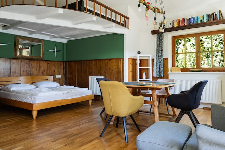 Chalet Mit Badehütte Und Privatem Garten Am See - Attersee