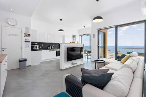 Panorama Sea View, Pool, Spa, Whirlpool & Gym